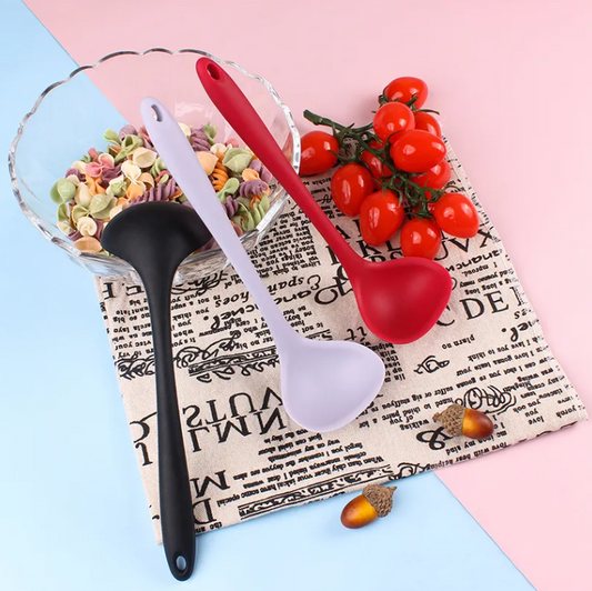 Silicone Spoon, Silicone Deep Soup Spoon, Heat Resistant Non-Stick Cooking Spoon