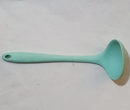 Silicone Spoon, Silicone Deep Soup Spoon, Heat Resistant Non-Stick Cooking Spoon